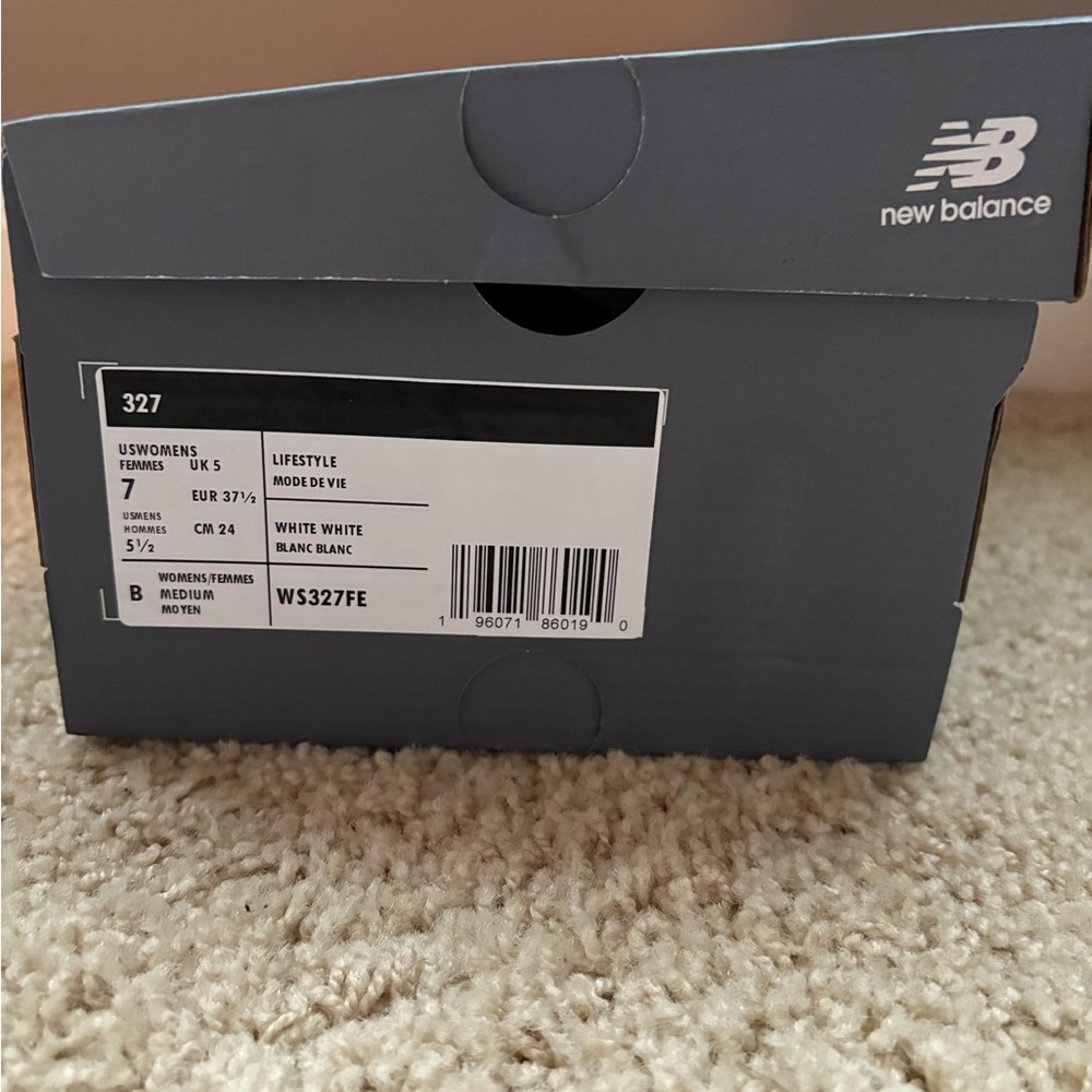 New Balance 327 Sneakers